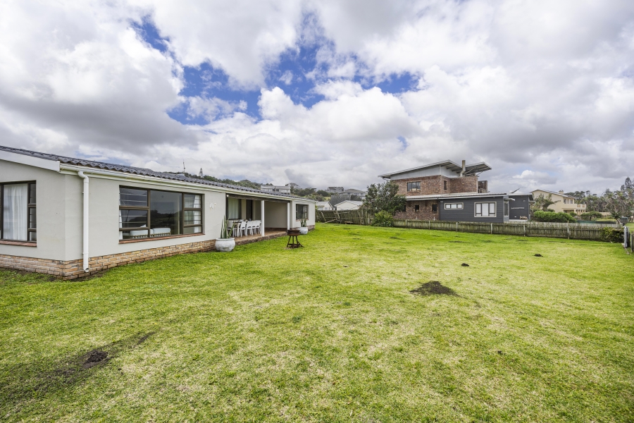 3 Bedroom Property for Sale in Marshstrand Eastern Cape